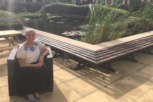 Izabella - Sales and business development Experian